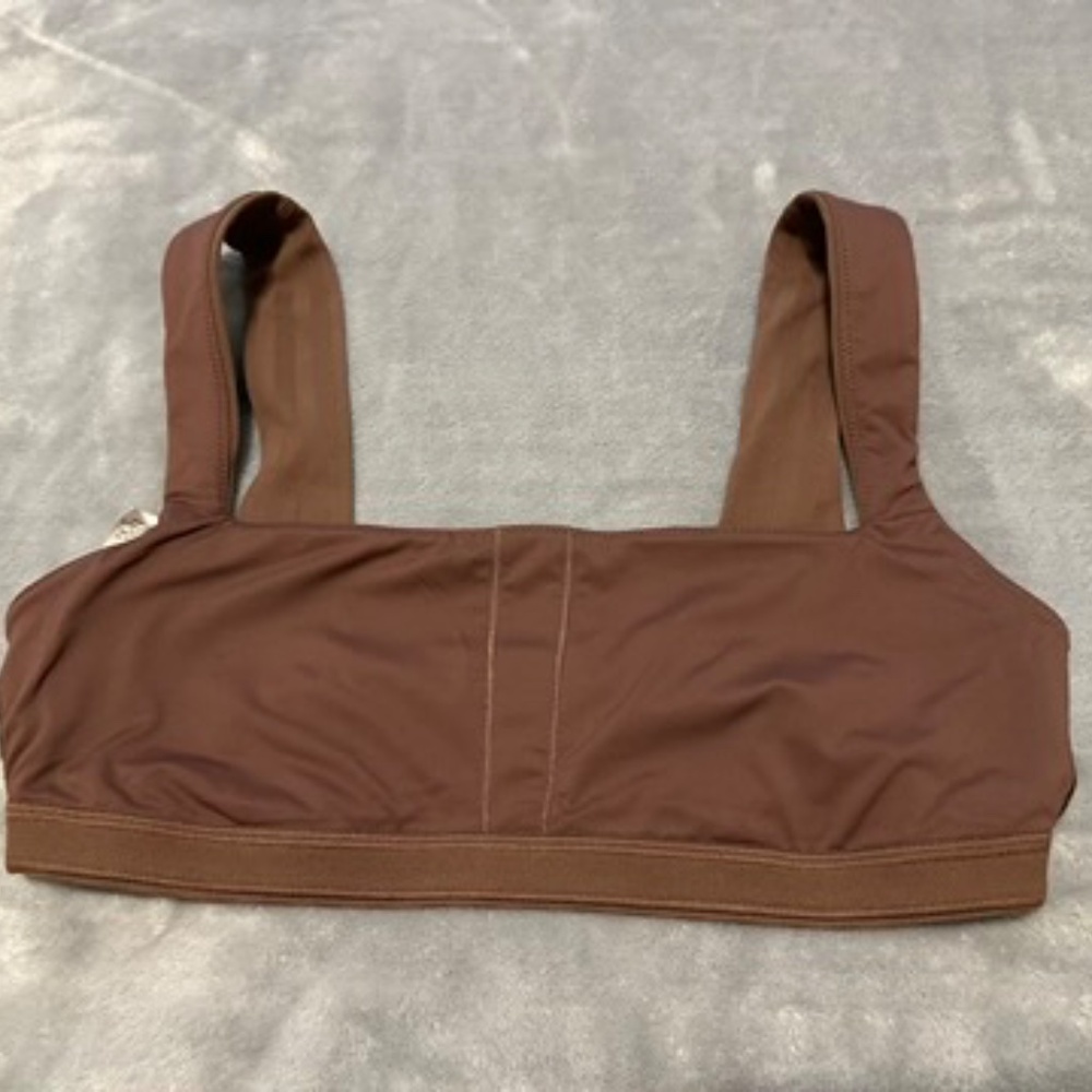 lululemon Wunder Under Bra *Light Support, A/B Cup *Tonal Stripe - Picture 9 of 10